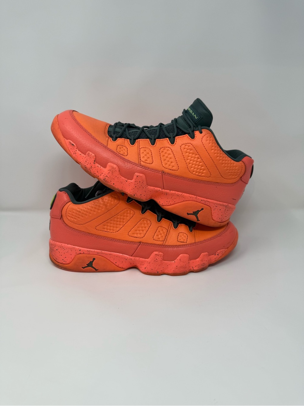 Size 11- Jordan Air Jordan 9 Bright Mango Orange Black Mid Top 832822-805